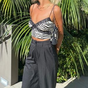 Princess Polly VITA TOP BLACK/WHITE Size 0